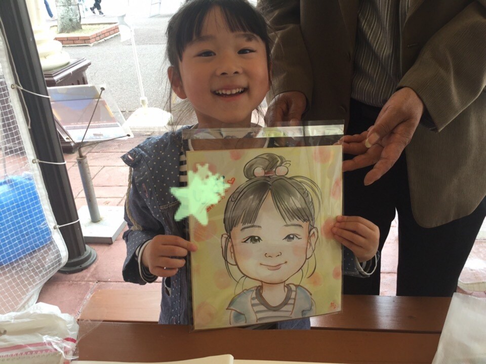 赤ちゃん・誕生日・内祝いに…かわいい似顔絵描きます 25年の実績！ご家族のお祝い・幸せ・思い出を形に残します イメージ8