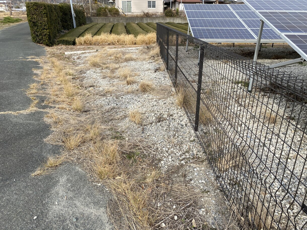 産業用太陽光発電所の除草を行います 元野立て太陽光開発担当者が行う、除草代行と点検作業です イメージ10