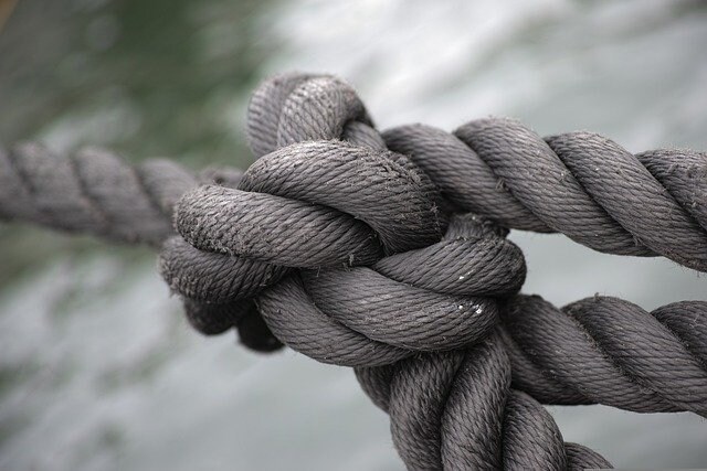 離婚に関するお悩みを伺い、タロットで占います このままでいいの？それとも別れたほうが…、カードに聞きます イメージ4