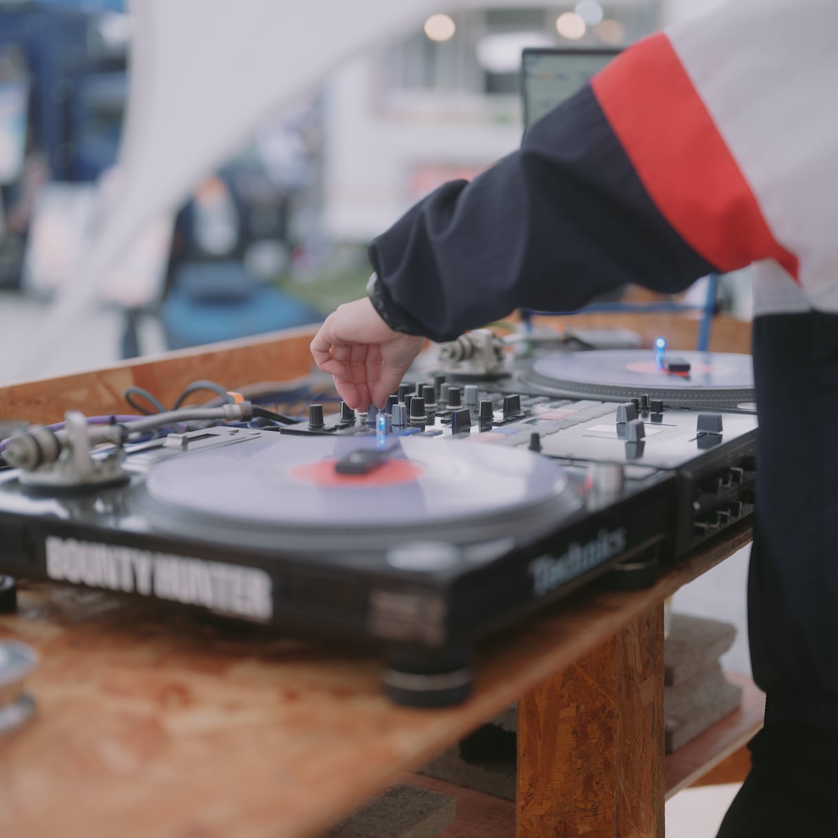 空間を演出する音のプロ。DJ MIX制作します 「その空間、音で変わります！！」 イメージ1