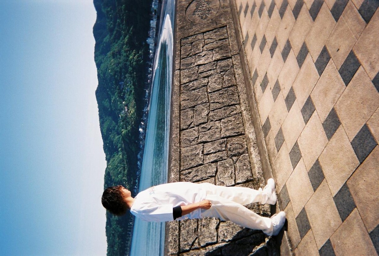 デートやお出かけ前のコーディネートをします デートやお出かけ前って服なにしようかなって悩みませんか？ イメージ1