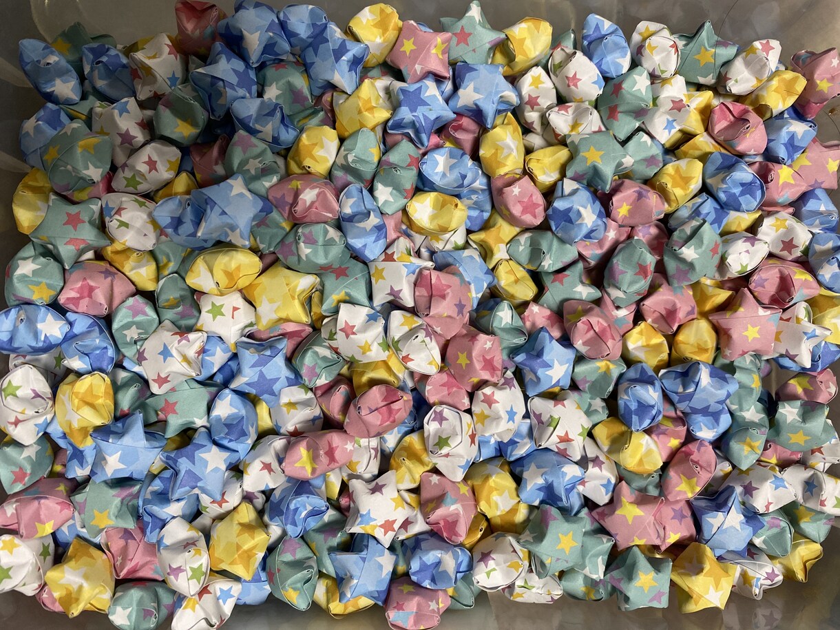折り紙で鶴やメダルやポチ袋やラッキースター作ります 時間のない方に少しでも楽をしてもらうため頑張ります！ イメージ4