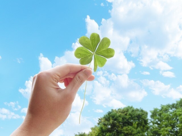 恋愛と仕事での対人関係のお悩み相談を受けます 無理に好かれようとせず大丈夫。明日から笑顔で過ごせますように イメージ1