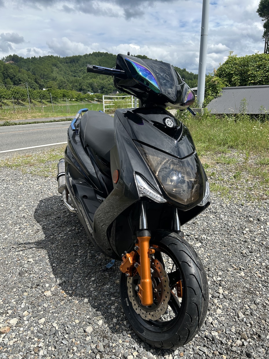 バイクの外装・タンク、なんでも塗装します 職人が仕上げる、艶と質感のリフレッシュ イメージ4