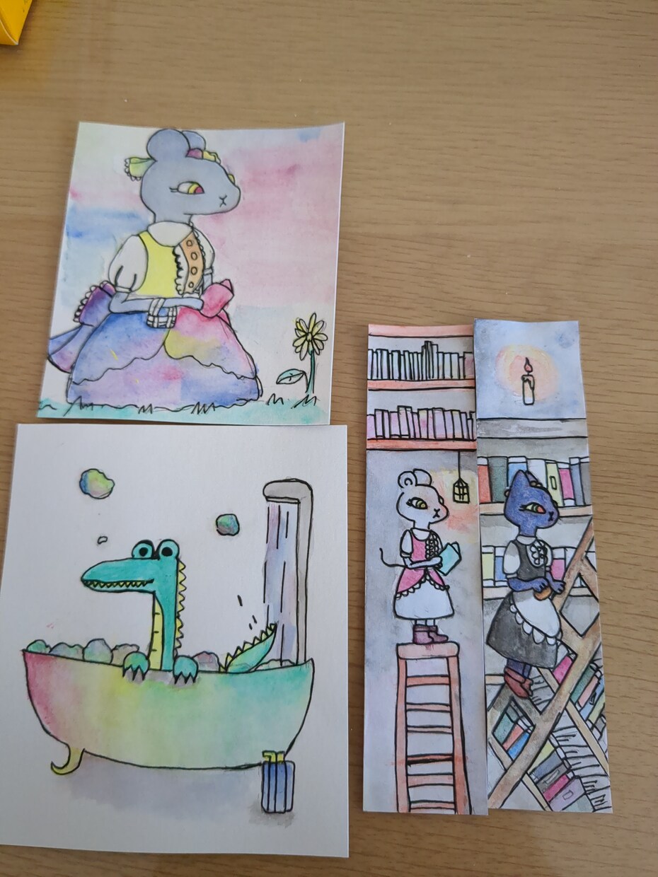 不思議なイラスト沢山描いてます 2枚でこの値段です。動物メイン イメージ3