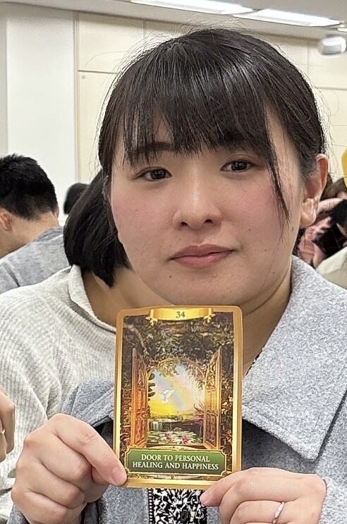 オラクルカードを使ってリーディングします 光と癒し心に寄り添うオラクルカードメッセージ イメージ1