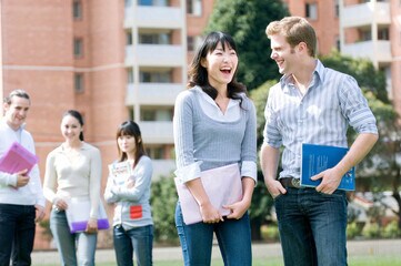 留学前の学生必見！現地で必要な生きた英語を教えます 留学生活、英語でつまずかない！現地で沢山の友人と経験を持とう イメージ1