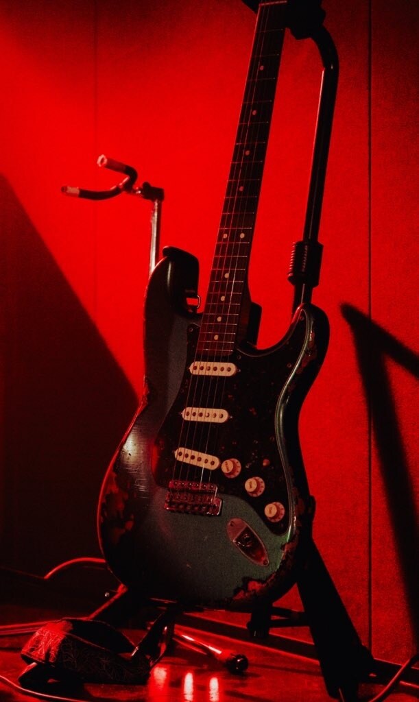 ギターレコーディング致します 6〜8弦ギターでご希望に沿ったサウンドをお届け致します！ イメージ1