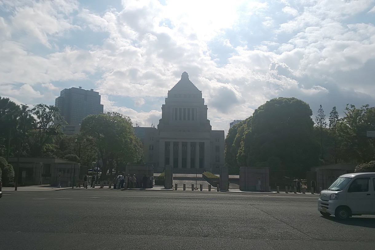マニフェスト言いたい！！聞きます 不安定な世の中。いろいろ不満噴出。俺なら私ならこうするのに。 イメージ1