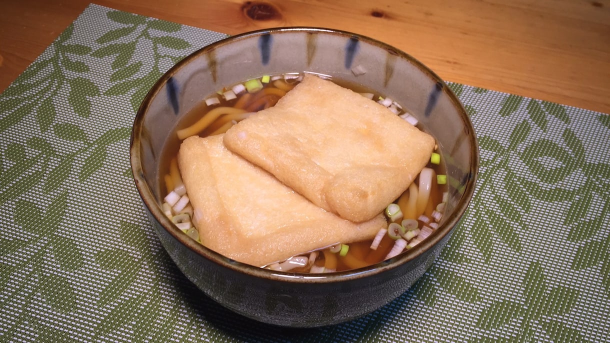 あのど〇兵衛を冷凍うどんで再現します 冷凍うどん　安売りの油揚げを使って30円3分で完成させます イメージ1