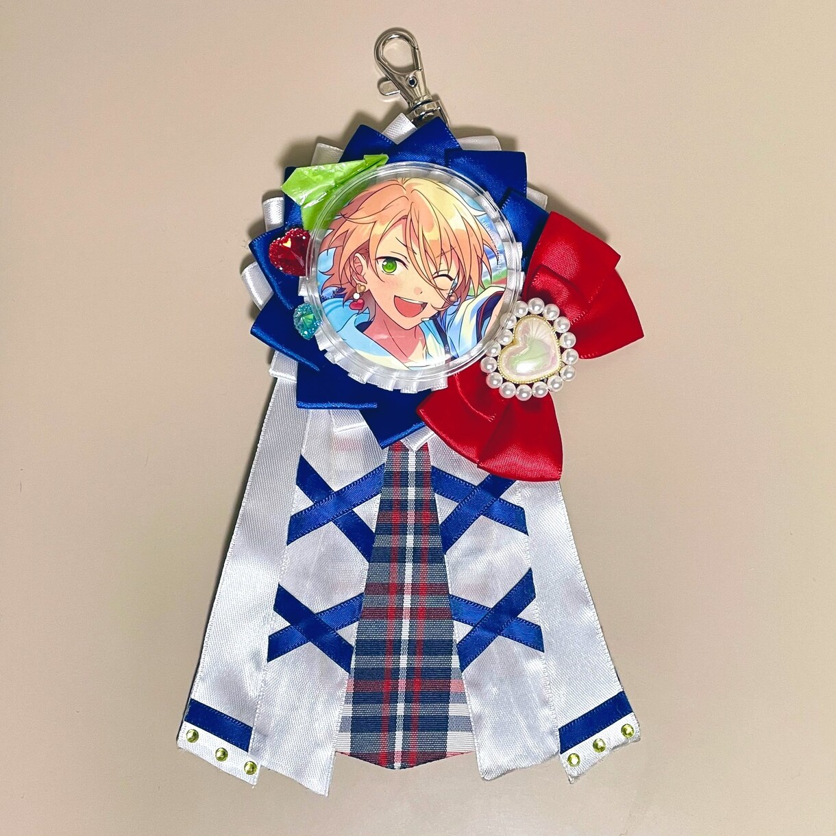 イメージ痛ロゼットお作りします 衣装や推し様の雰囲気にあったものを 