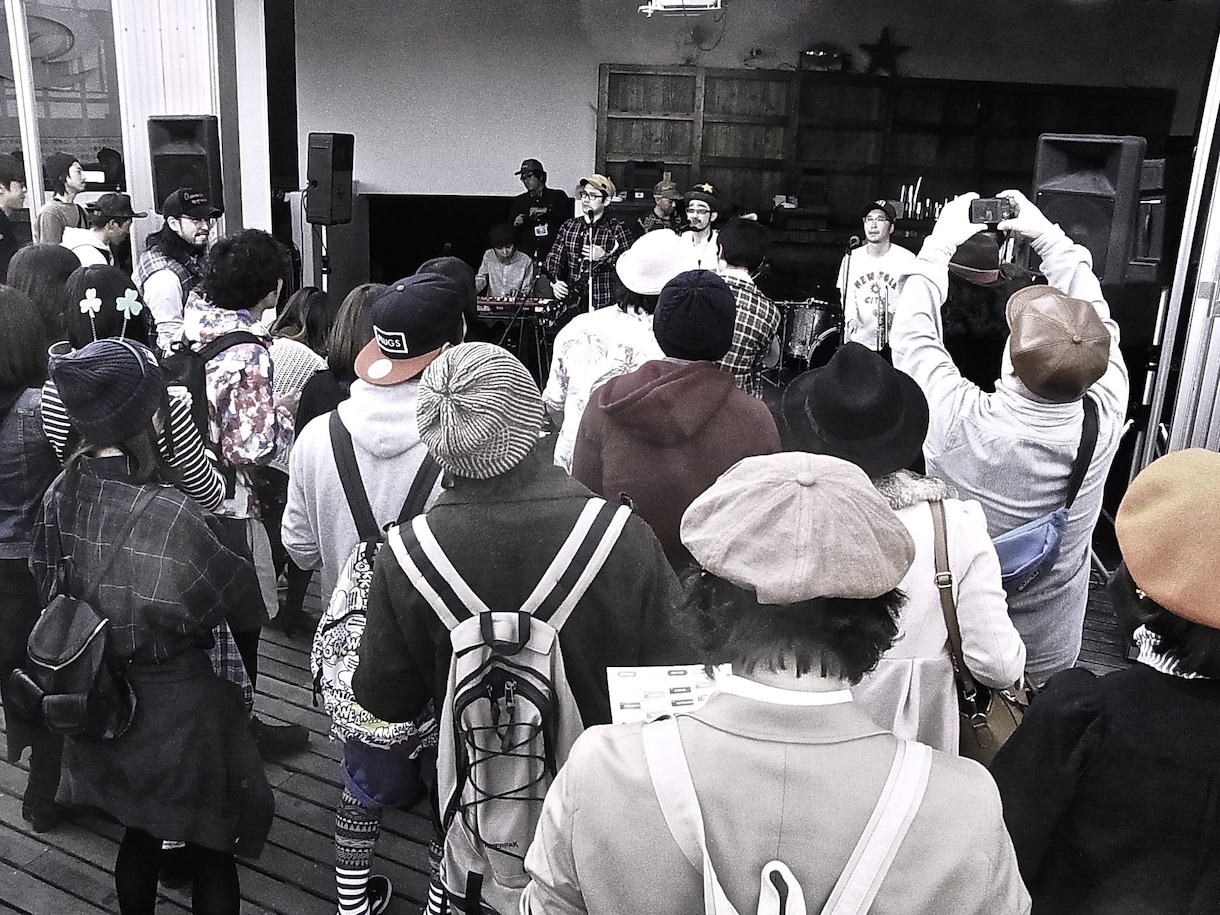 プロミュージシャンが本気機材でレコ・演奏します 【プロの現場(海外/音楽レーベル所属)で培った技術を提供！】 イメージ4