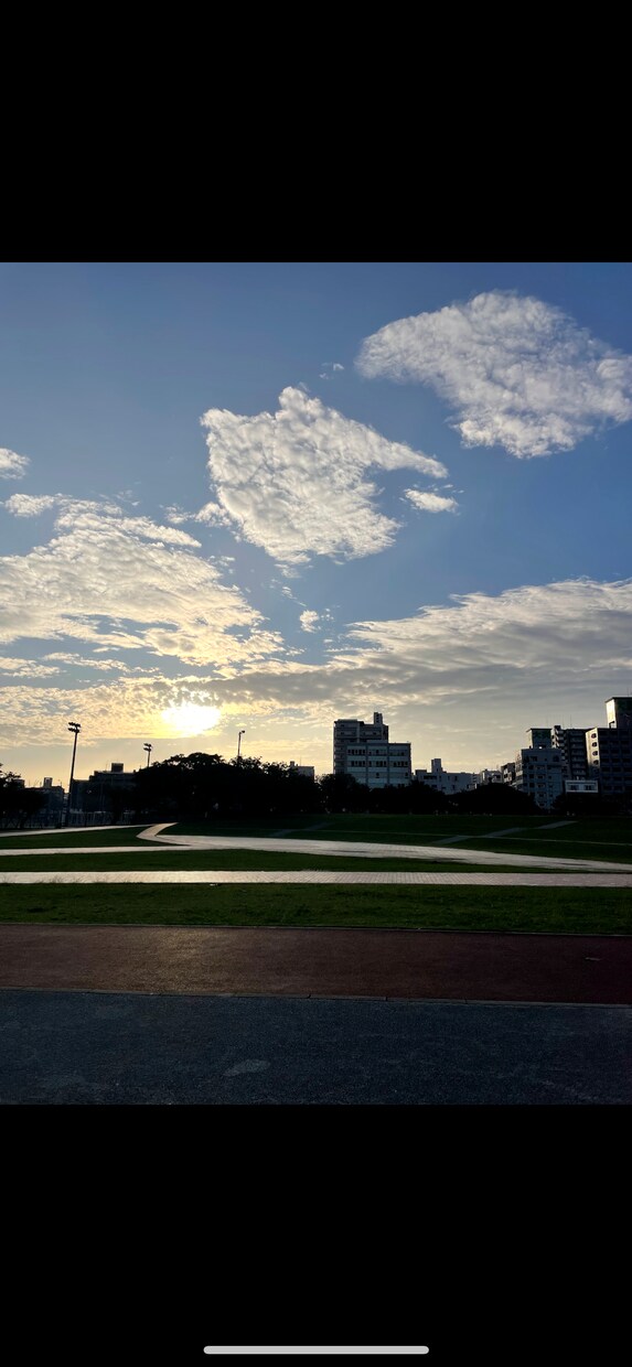 沖縄育ちのトモが明るく優しく話を聞きます ご相談、愚痴、誰かと話したい、なんでも大歓迎です☘️ イメージ3