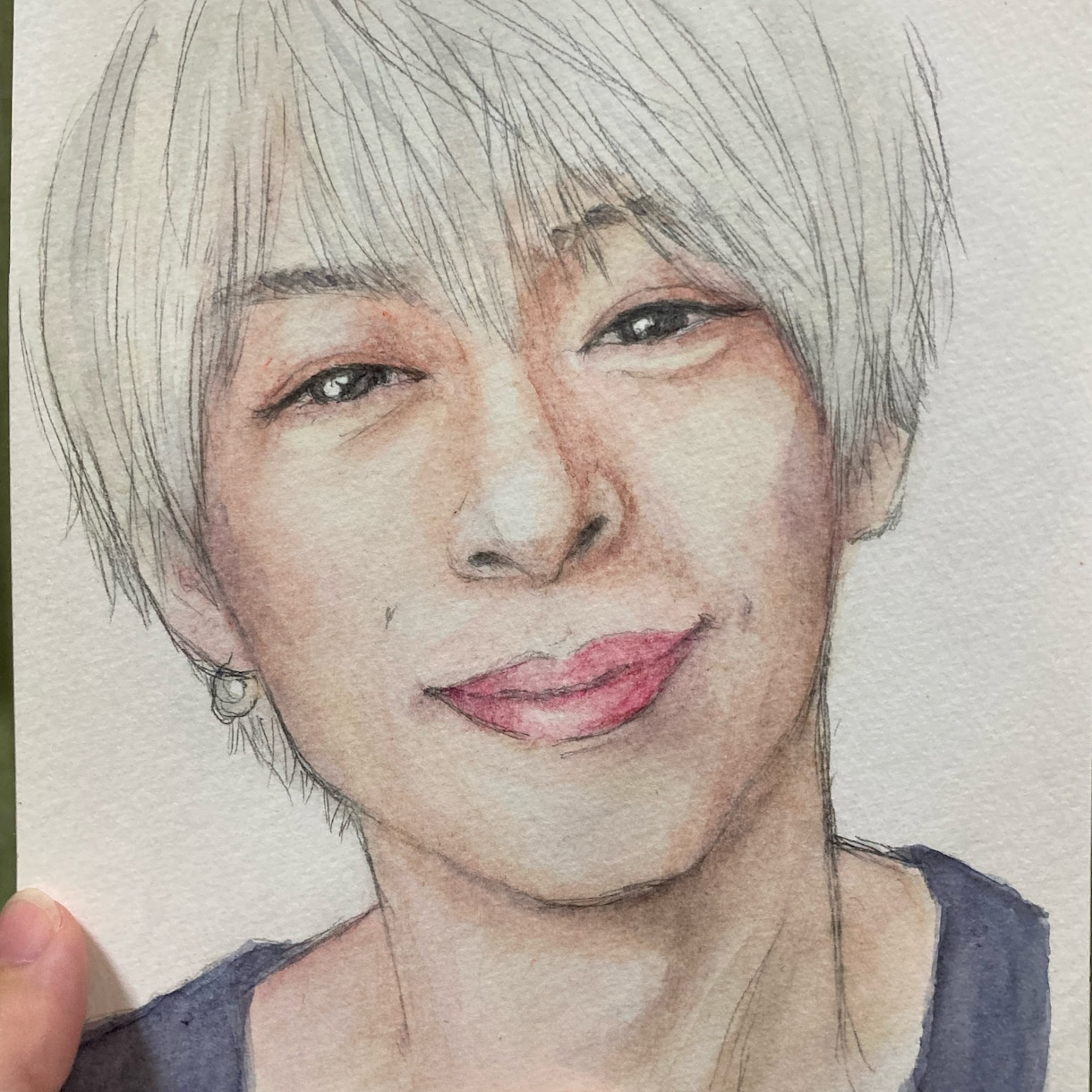 あなたの似顔絵を水彩で描きます 水彩紙にアナログで描く世界に１つだけの似顔絵 イメージ4
