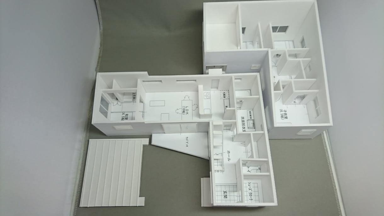 計画建物のスタディ模型（白模型）を製作しています 建設会社様・不動産会社様の建物造りのお手伝いをさせて頂きます イメージ7