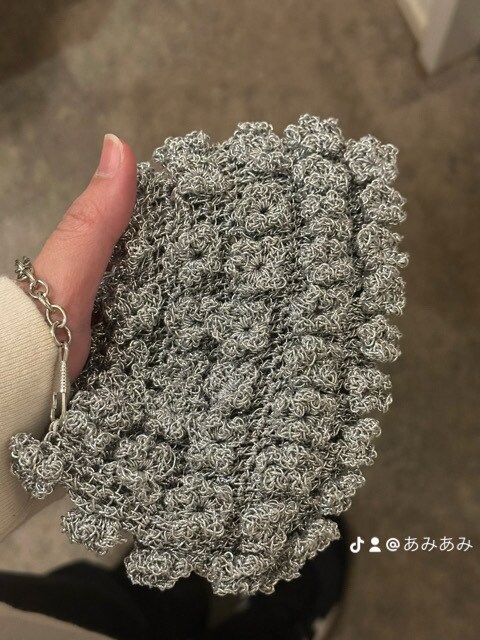 手編みの温もりをお届け！丁寧に編みます 思い出の糸の活用や、大切な方へのプレゼントに。 イメージ10