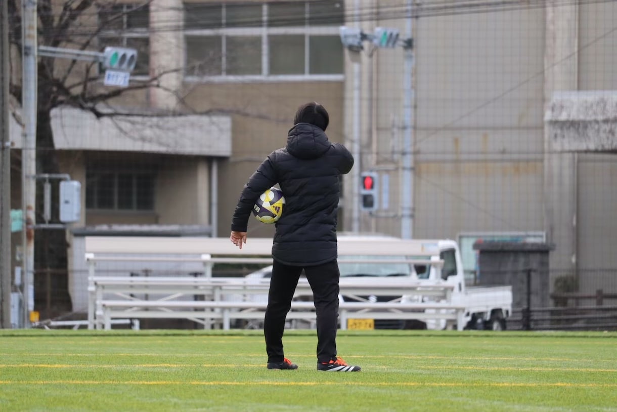 サッカーの個人映像分析を月間で行います プロの分析を通して、確実な改善プランを提供いたします イメージ2