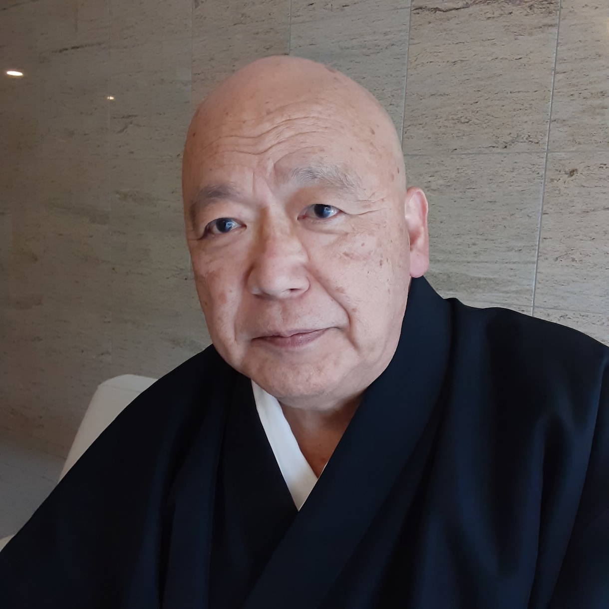 離婚相談・不倫相談・法華経寺住職日龍上人ます 離婚相談・恋愛相談・復縁相談・人生相談の45年の実績と信用 イメージ1