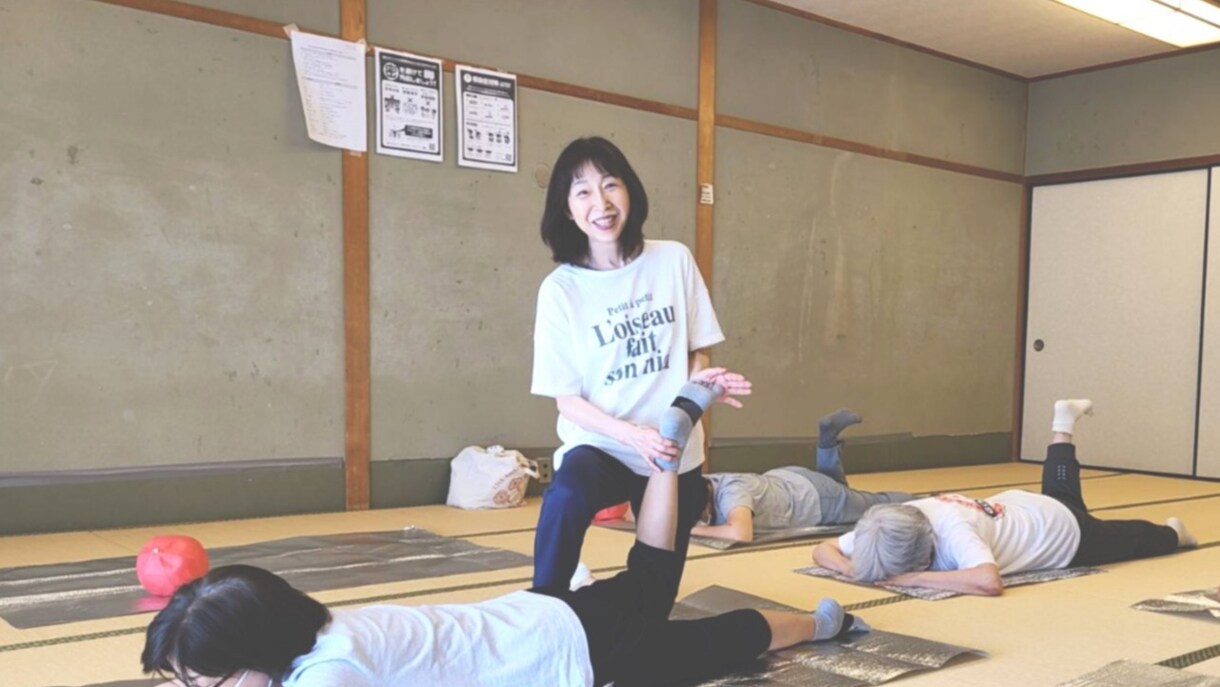 初心者や中高年向けのストレッチ+有酸素運動をします 中高年向け体操教室や老人ホームで指導し今年14年になります。 イメージ1