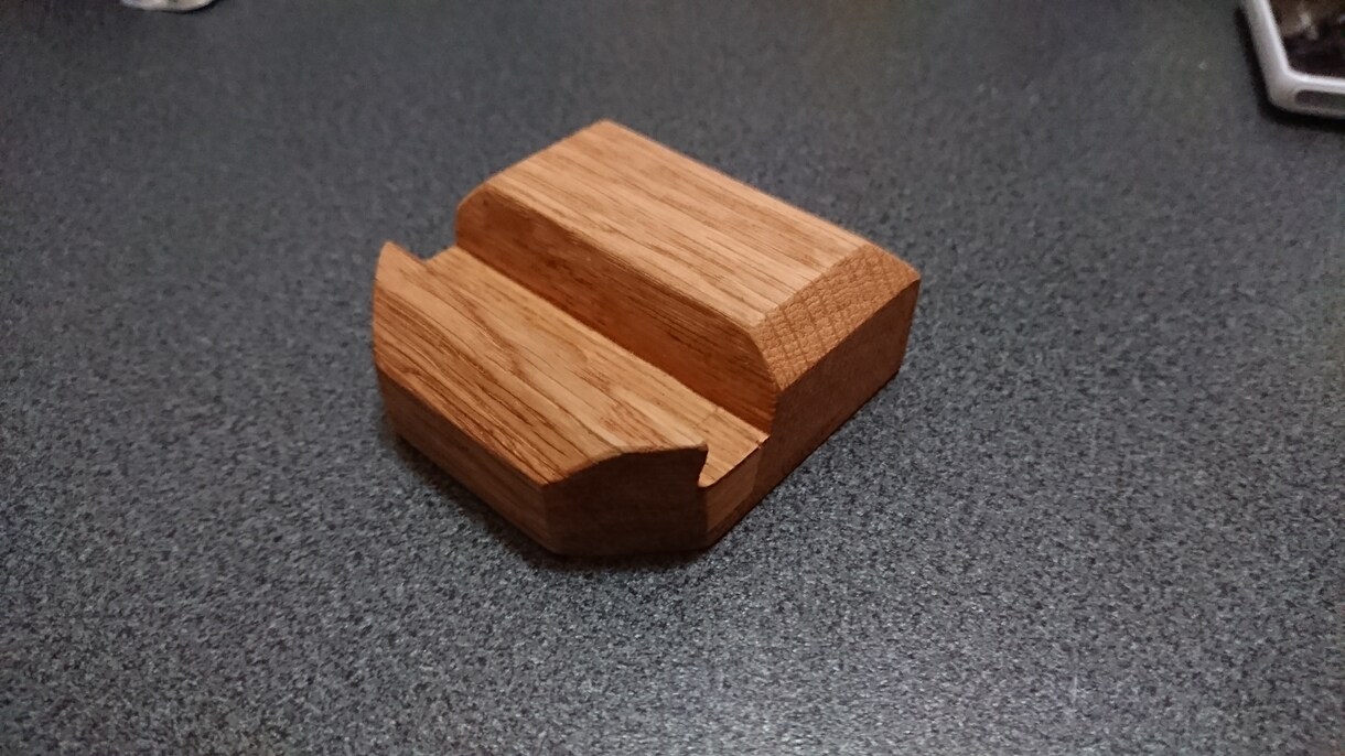 木材でインテリアにも使える小物家具を手作りします 木材にしか表現できない様々な顔があります！ イメージ2