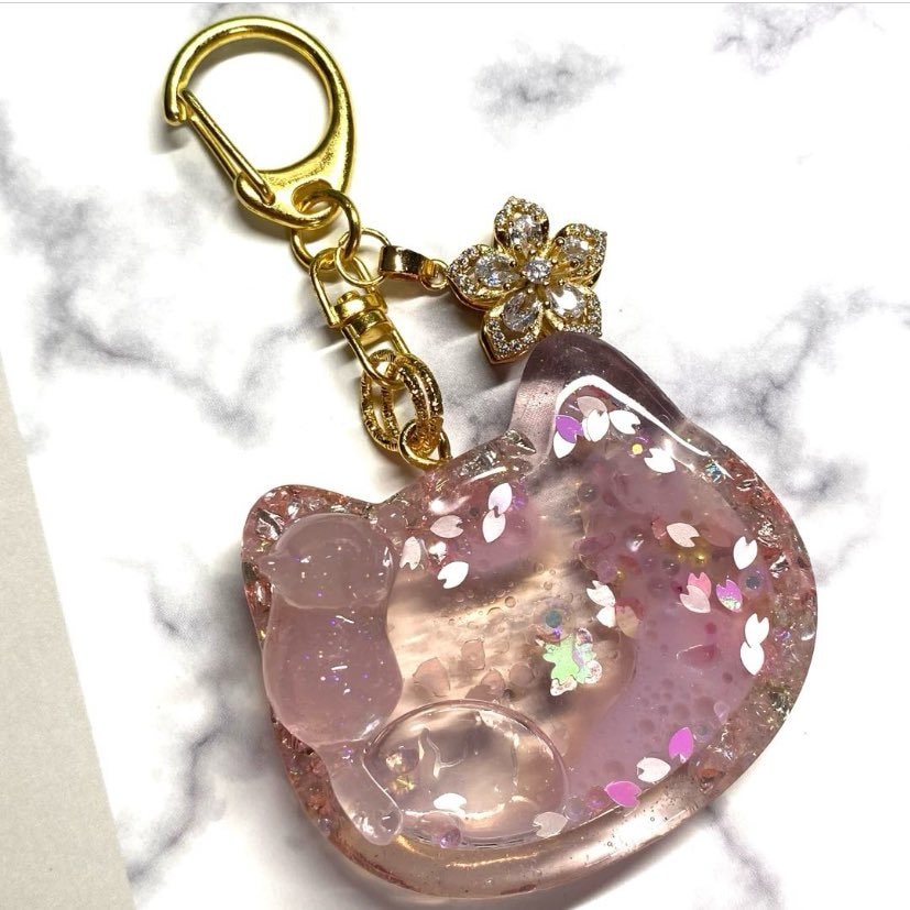 レジンキーホルダーをお作りします シェイカー（シャカシャカ）キーホルダーです♪ イメージ1