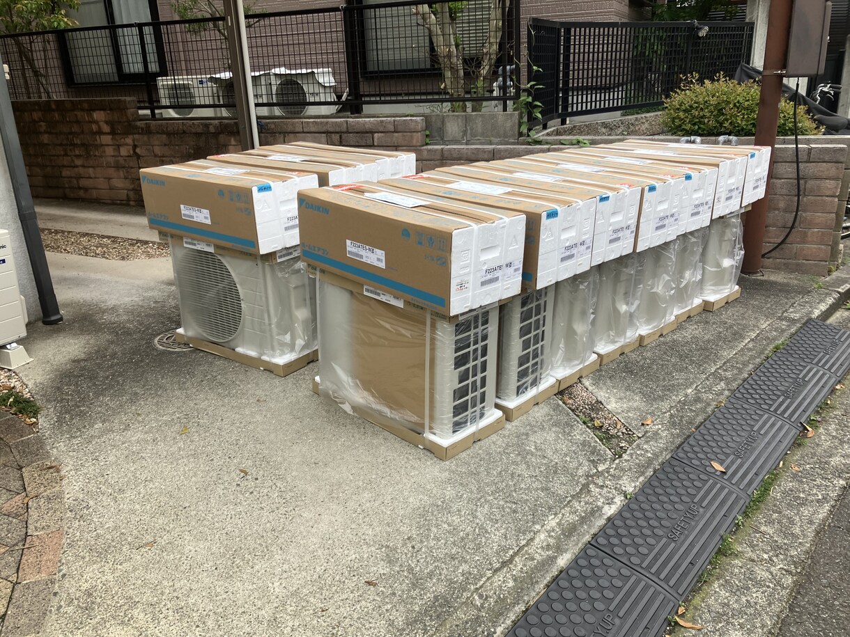新型エアコンを工事費込みで5万円台で購入教えます 新型エアコン激安購入、日立、パナソニック、三菱電機等 イメージ1