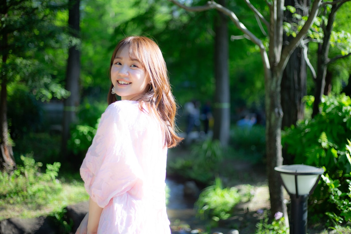 女性カメラマンがマチアプ用写真を撮ります 納得いくまでじっくりプロフィール写真を撮ってみませんか？ イメージ3