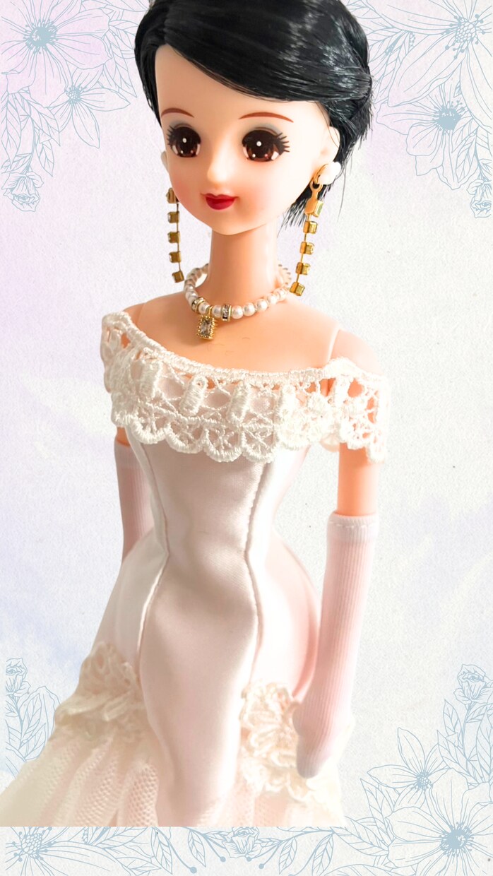 ウェディングドレスを人形用にお作りいたします ご自身の結婚式やプレゼントに。特別なドールをお作り致します イメージ10