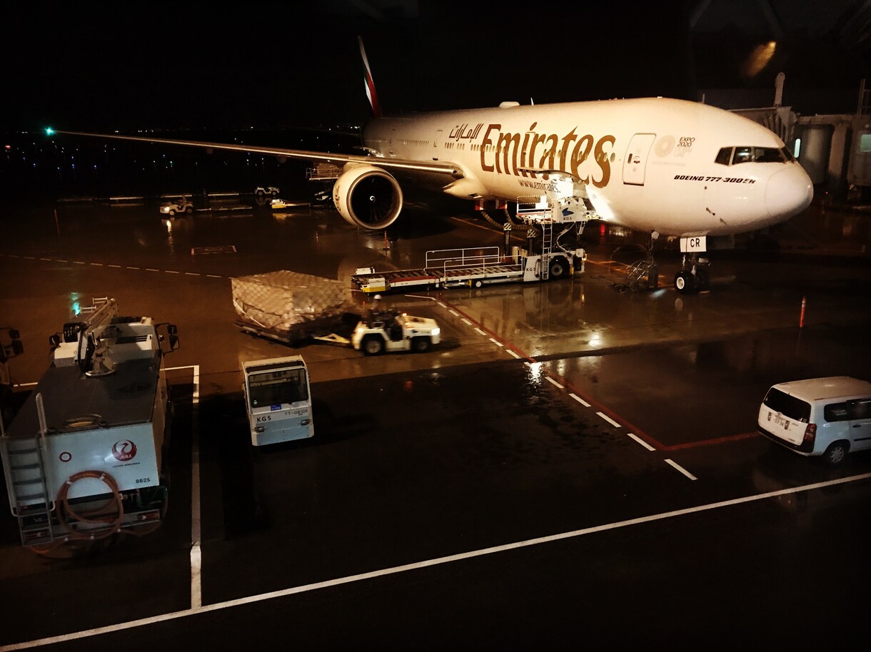 無料でお得になる飛行機の予約方法を教えます 航空券の値段は常に変動しています。お得になる方法は必見。 イメージ1