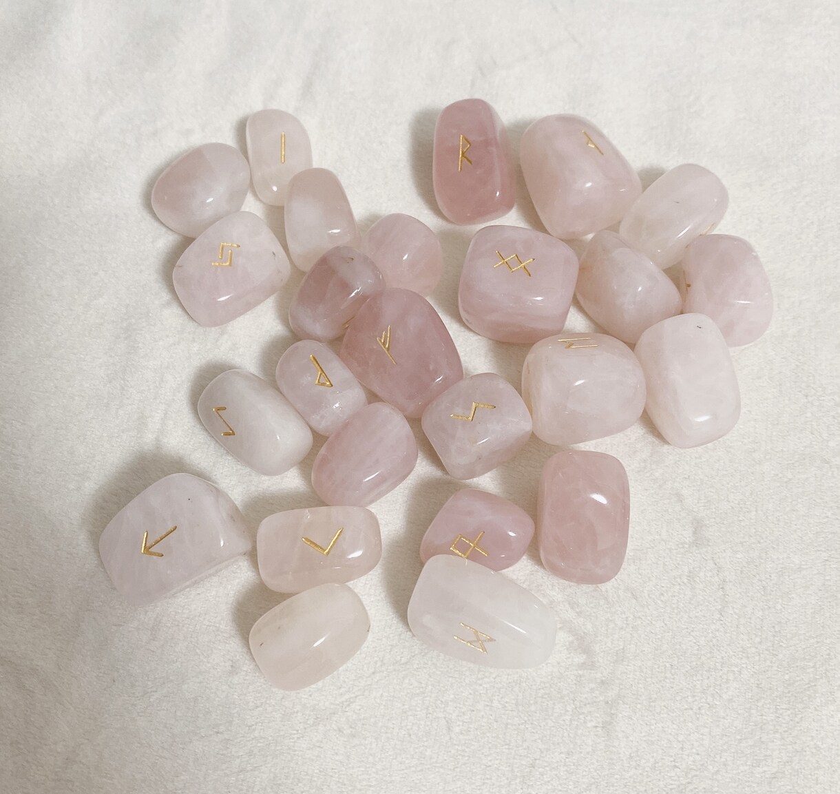 初回限定価格♡あなたの恋愛を霊視タロット占いします よく当たると言われますので覚悟が必要です✴︎ イメージ4
