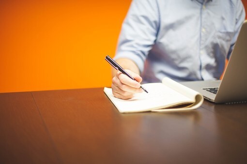 facebook上で 2000人に広告宣伝します 効果的なSNSマーケティングを専門としています イメージ1