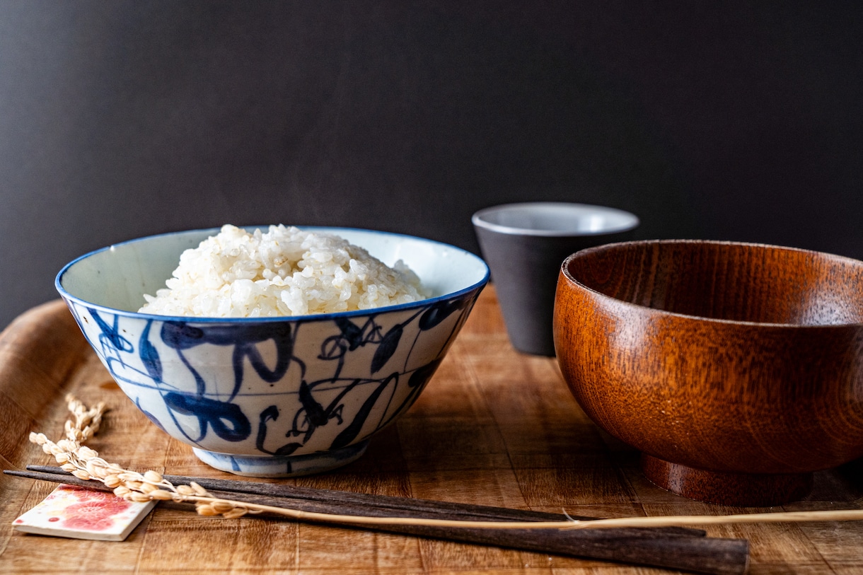 店舗・商品・料理などの雰囲気ある写真を撮影します 自然光や空間を活かし、雰囲気のある商品写真をお届けします。 イメージ1