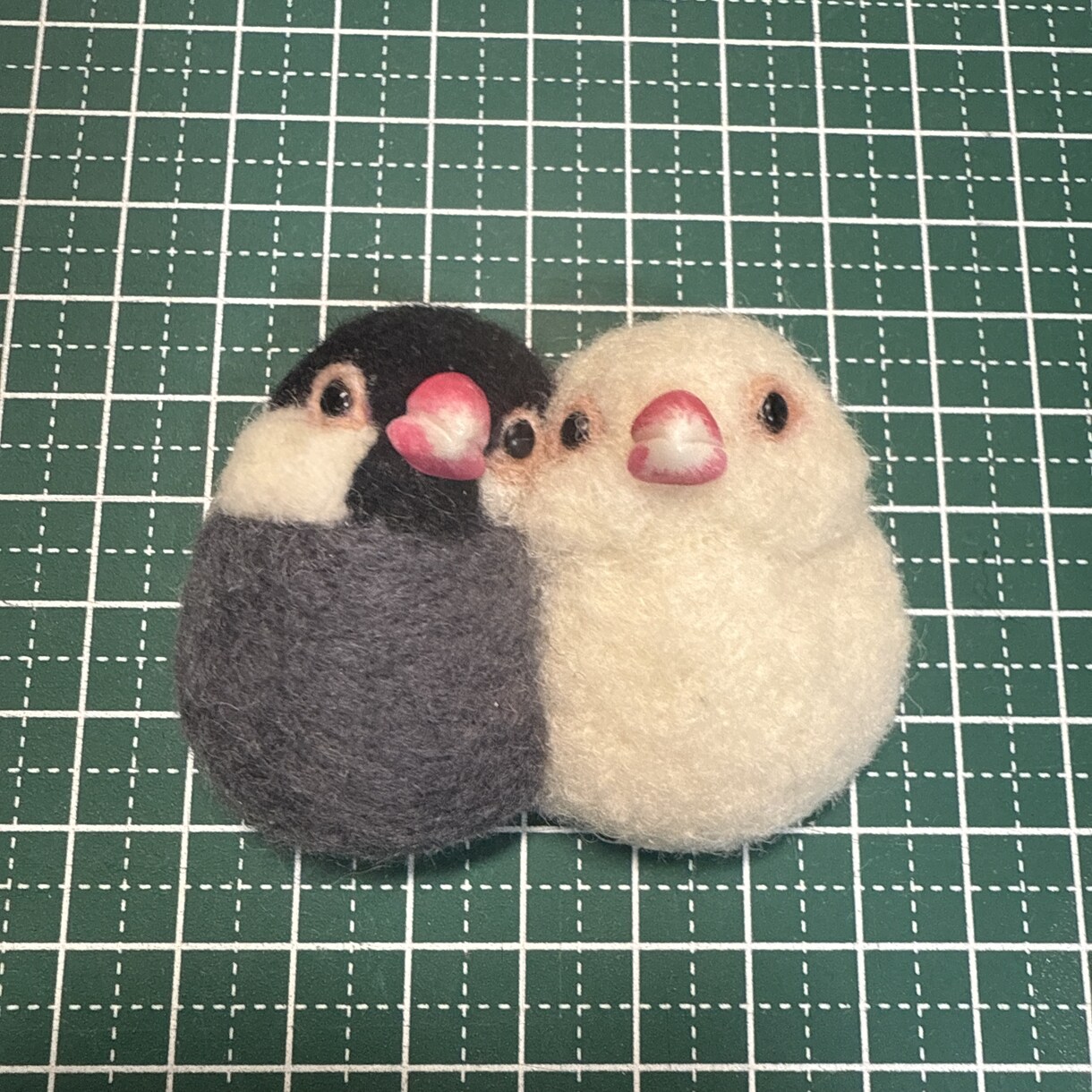 羊毛フェルト世界に一つ小動物ペットブローチ作ります 羊毛フェルトで作製します。オンリーワンをあなたに^_^ イメージ3