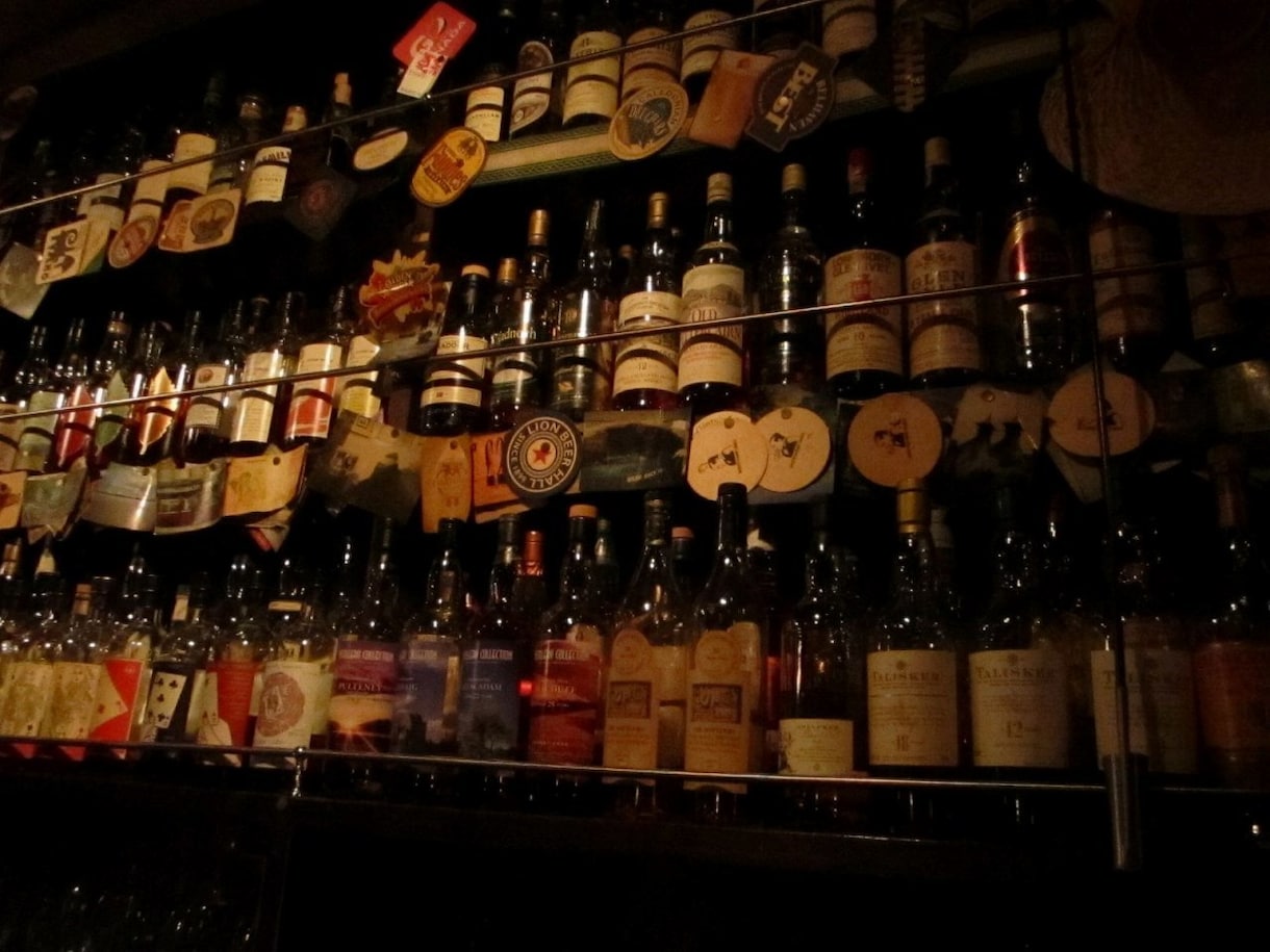 Bar 愚痴聞屋へようこそ♪思う存分お話聞きます 世知辛い世の中の愚痴や色んな悩みを肴に思う存分語りましょうｗ イメージ2