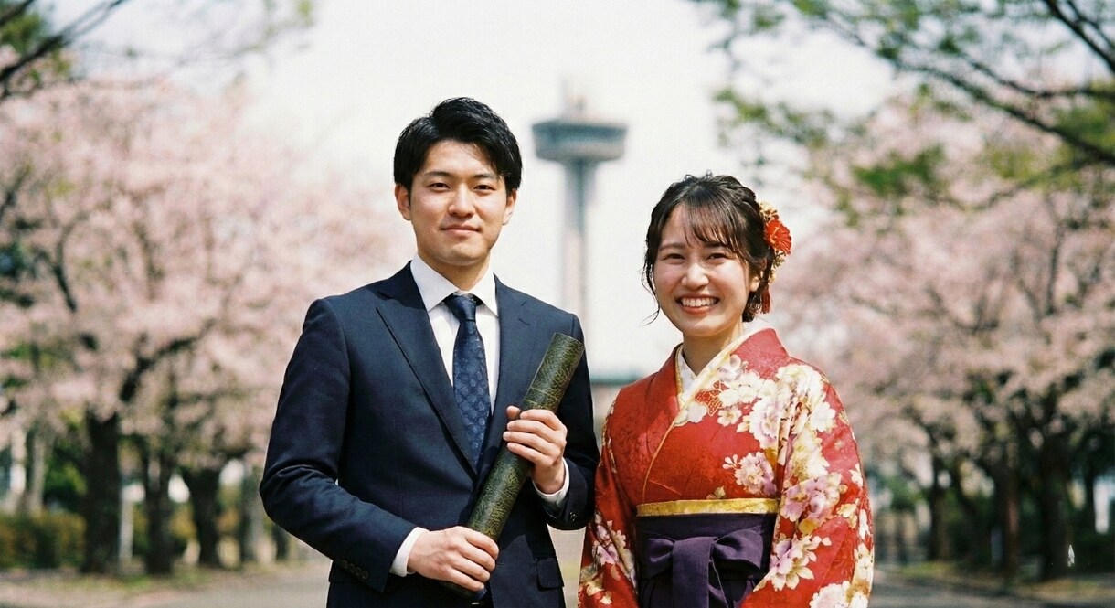 大学卒業式当日 出張撮影5人まで2万円ます 【駒沢大学専用】卒業式当日写真一人4000円（5人の場合） イメージ8