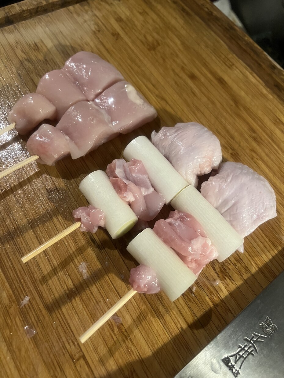 本格焼き鳥の考え方から串打ち、焼きまで教えます 焼き鳥屋歴16年の職人が基本から実践まで丁寧に教えます。 イメージ2
