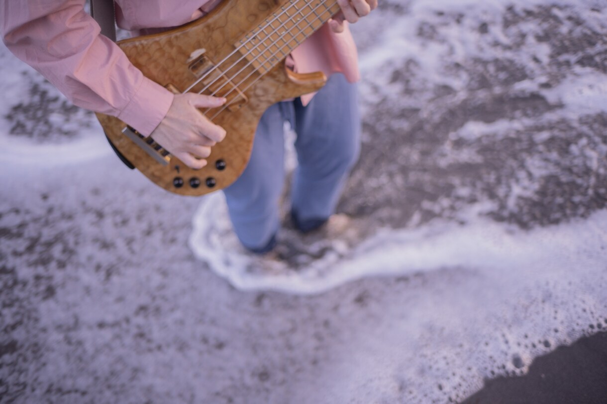 プロベーシストが生演奏で録音します ベースラインのアレンジ可能！お気軽にお問い合わせ下さい！ イメージ3