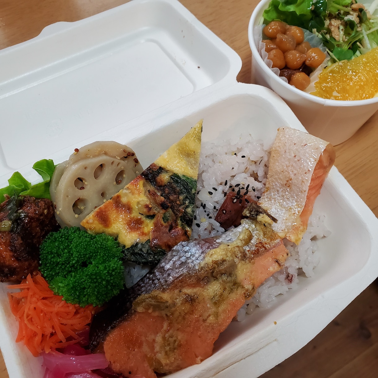 ソッカフェの定番『今日のごはん』の作り方教えます なかなか営業しないおかしなカフェのごはん作り実況レシピ イメージ2