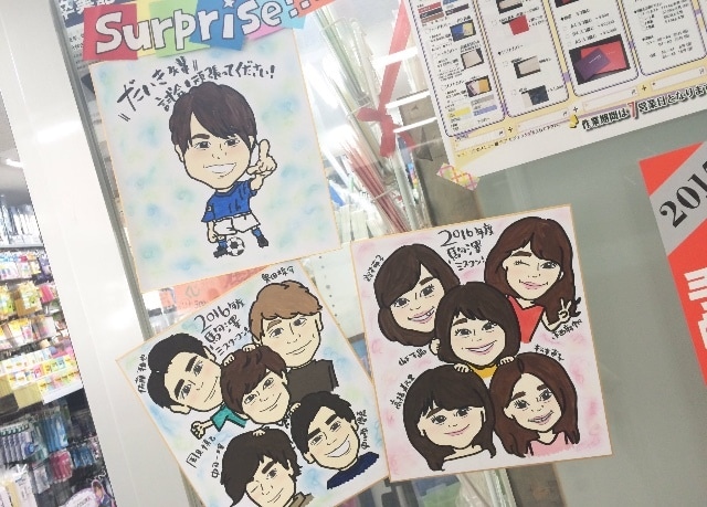 大人気オーダー！似顔絵描かせていただきます 誕生日や卒業、結婚式のウェルカムボードに。 イメージ3