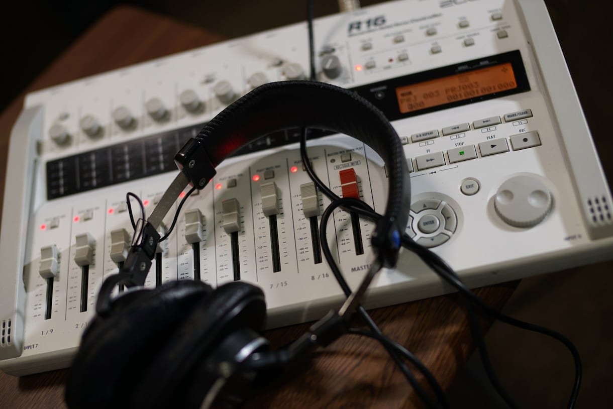 あなただけのVST3/AUを作成します Windows/Mac対応・標準UI使用で低価格に抑えます。 イメージ1