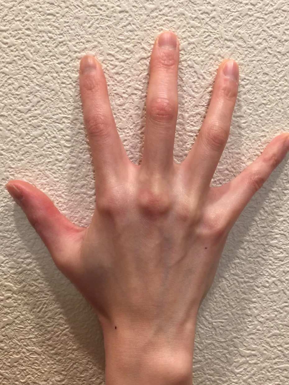 あなたのお悩みにそっと寄り添います あなたのお悩みを手相鑑定&オラクルカードでみます。 イメージ3