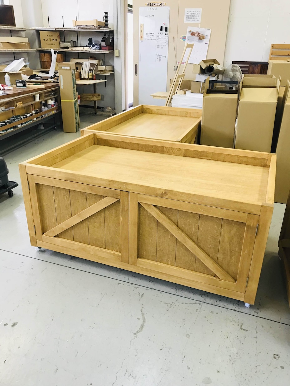 お子様向からお店用の家具や什器、看板など製作します おもちゃ箱や家具、什器で既製品に納得できない方ご相談下さい イメージ4
