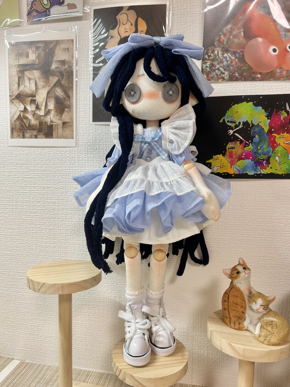 CCDOLL・手作りぬいぐるみを販売します 受注制作・約30日でお届け・雪肌の青髪メイド イメージ4