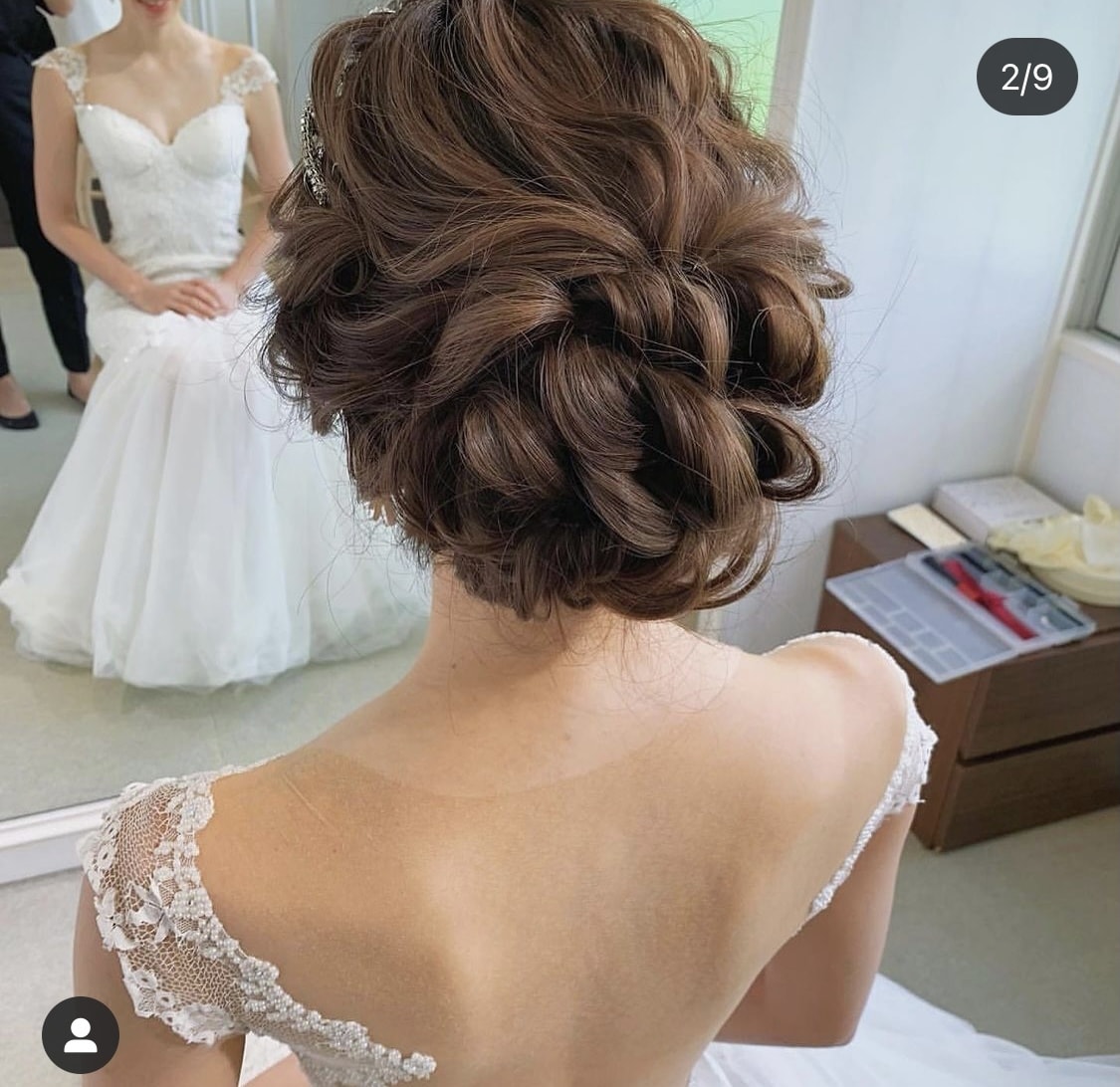 お顔タイプからウェディングヘアをご提案します 絶対後悔しないウェディングヘアを一緒にみつけます！！ イメージ5