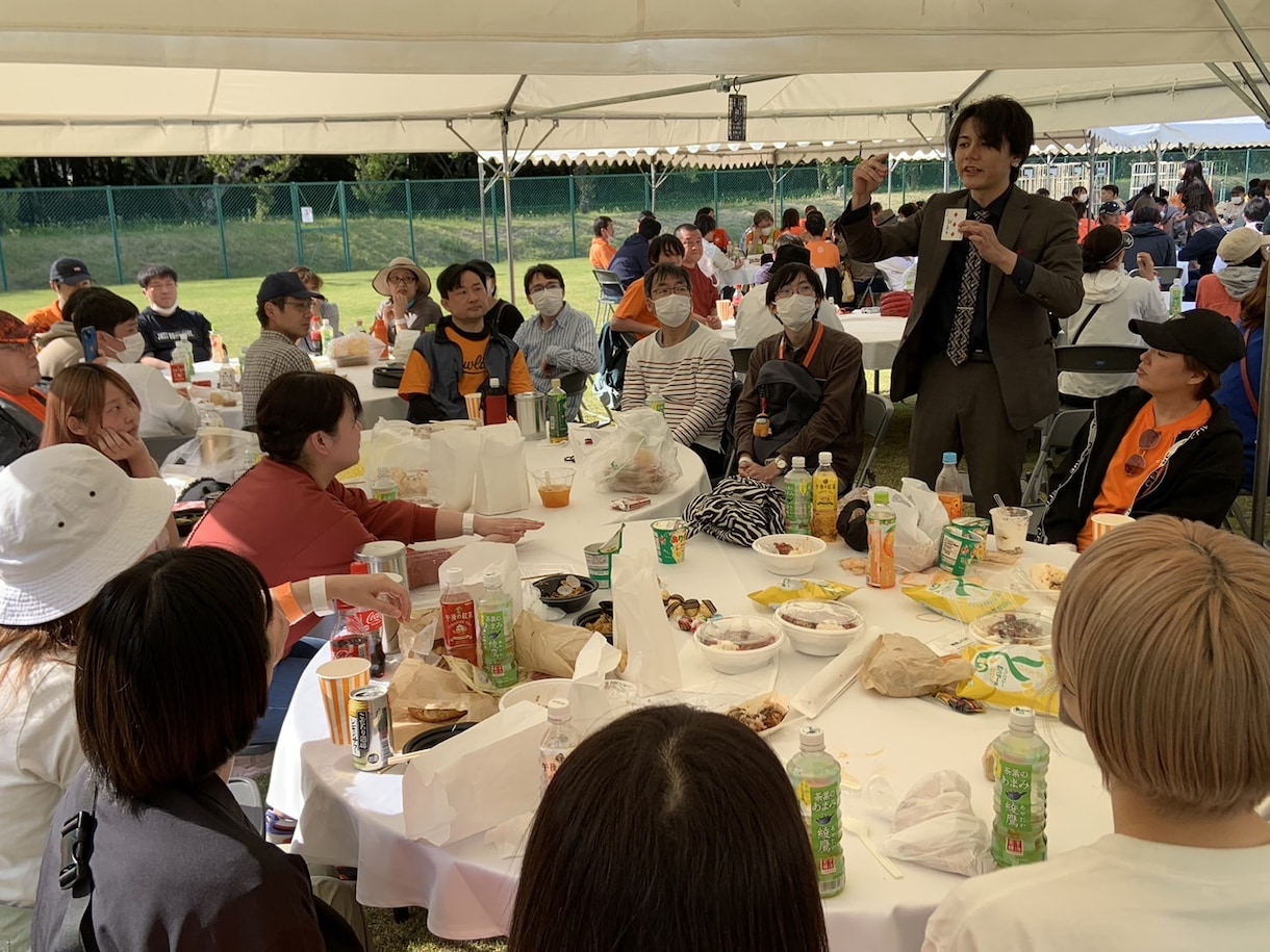 マジックショーで皆様のイベント盛り上げます 新年会、忘年会、歓送迎会、お祭り、企業様イベント、結婚式に！ イメージ3