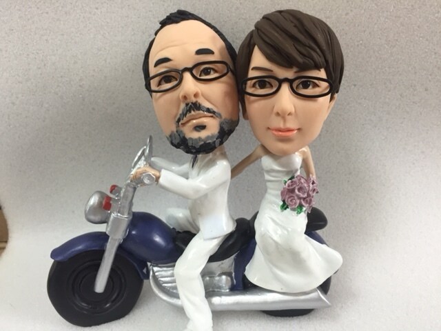 写真からフィギュアをプロ造形師が作成します 芸能・スポーツ・政治家のフィギュアを多数作成しています。 イメージ3