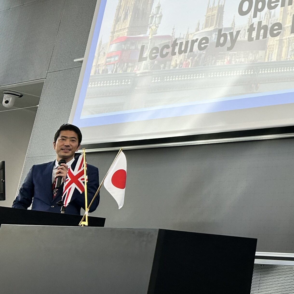 日英バイリンガルMCでイベント司会します 日英バイリンガルMC｜国際結婚式・イベントを安心進行します イメージ2