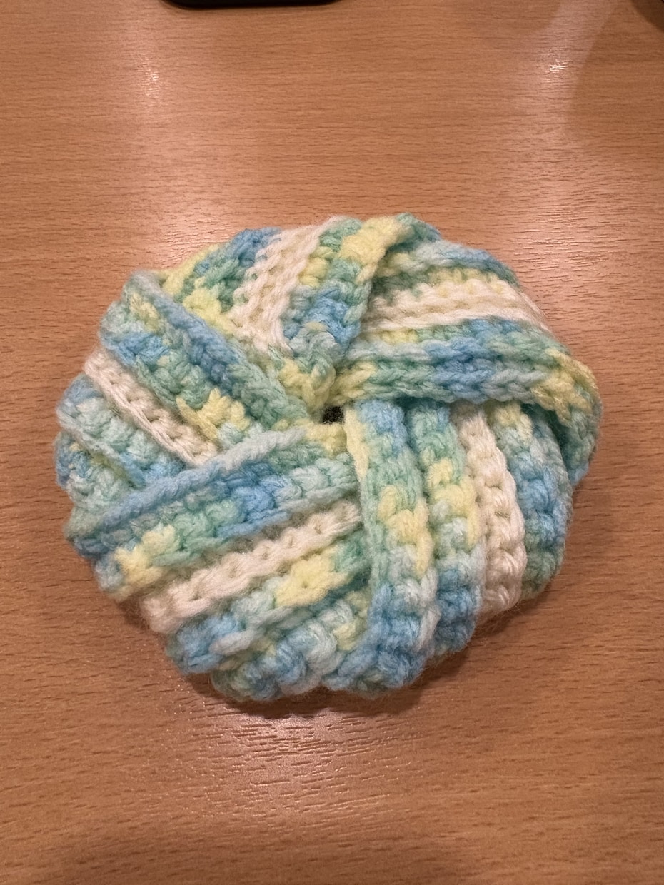 かぎ針編みで手編み小物をお作りします ひと目ずつ丁寧に編む、あたたかく暮らしに寄り添う手編み小物 イメージ4