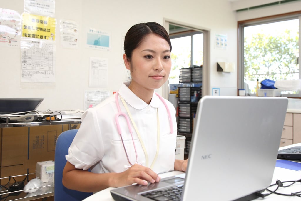 看護研究を、心理学者が「伝わる内容」に添削します 看護研究・報告やその添削を重荷に感じておられる方へ イメージ1