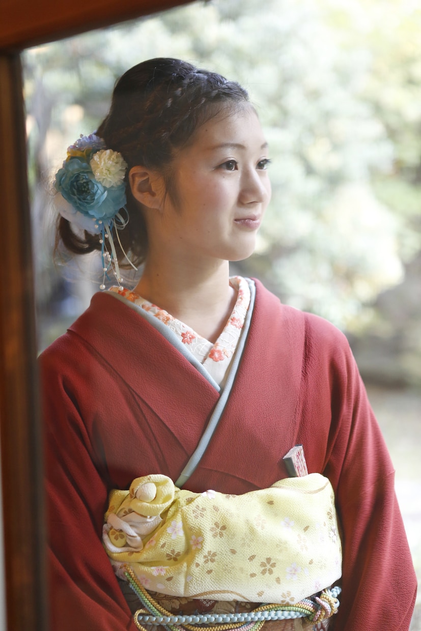 成人式・大切なその瞬間を美しく撮影します 人物撮影と得意とする女性フォトグラファーが最高の一瞬を撮影 イメージ5